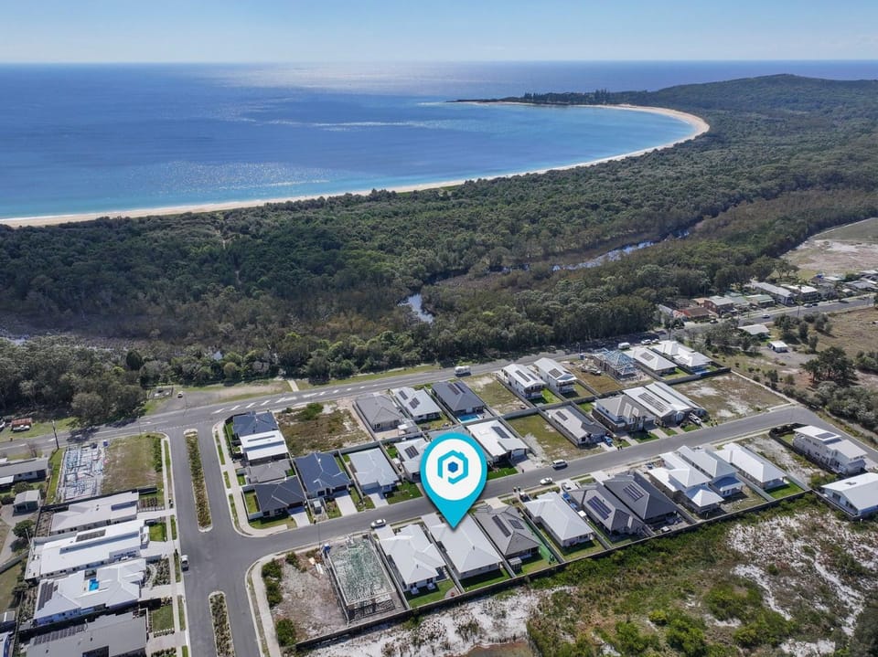 Spoondrift - 5 Mins Walk to Beach House in South West Rocks