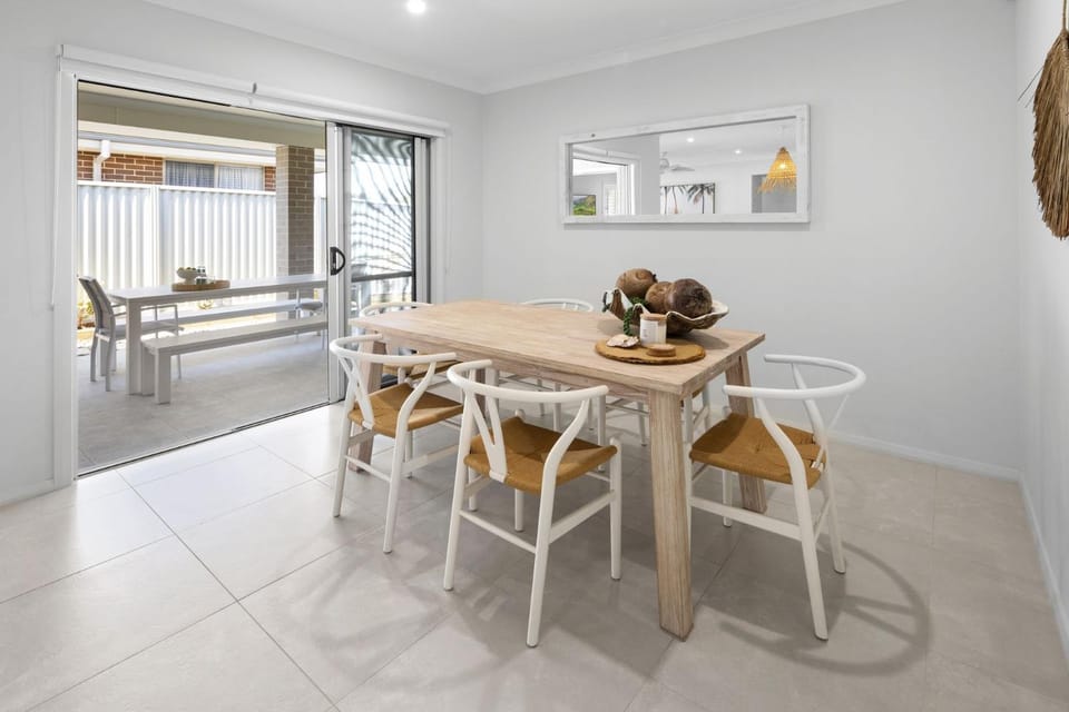 Spoondrift - 5 Mins Walk to Beach House in South West Rocks