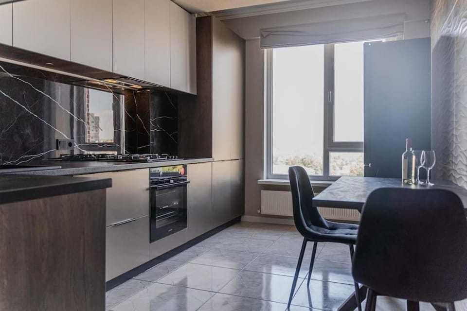 Kitchen or kitchenette, Dining area, dishwasher, pet friendly, stove