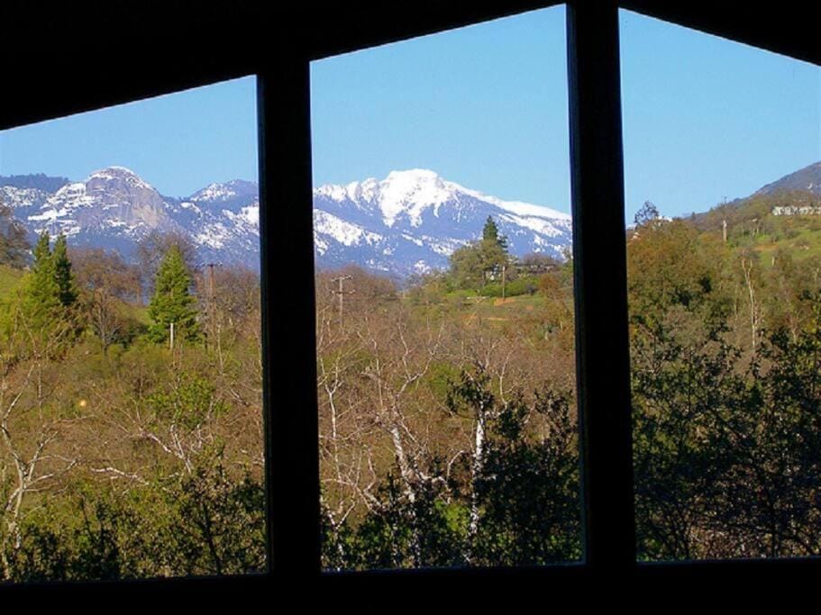 Sierra River House 5 min to Sequoia Park Entrance House in Three Rivers