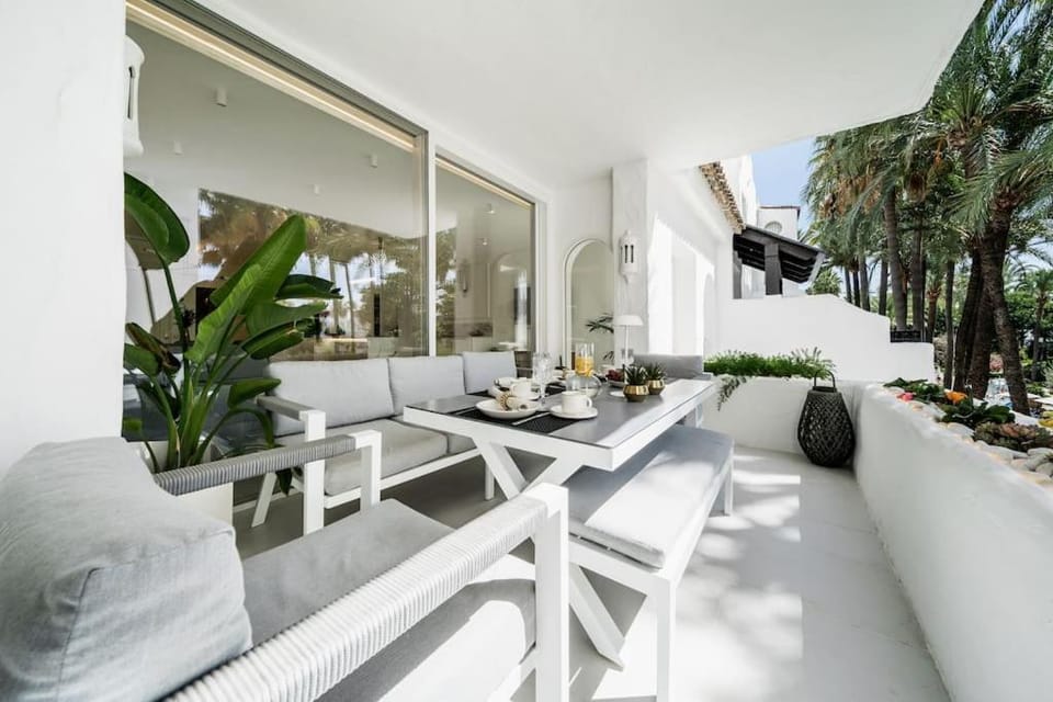 Luxury apartment in Puerto Banus La Alcazaba Apartment in Marbella