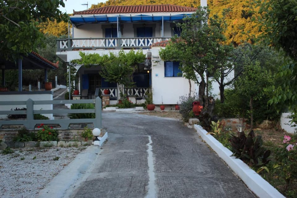 Alexandra Sofia Apartment in Sporades, Greece