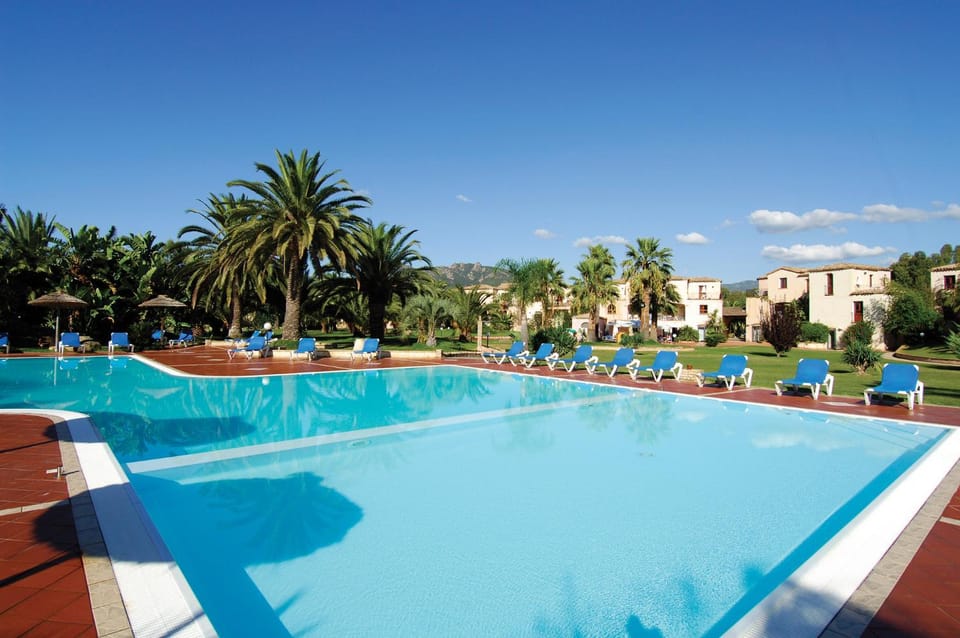 Classical Residence Baia delle Palme Premium num1212 Apartment in Sardinia