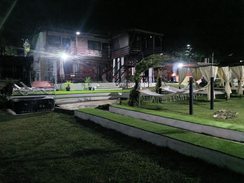 Cabana Ogradena Nature lodge in Serbia