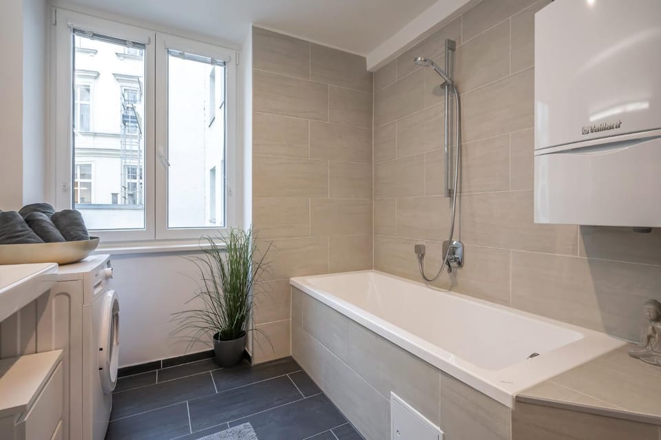 Bathroom, Bath