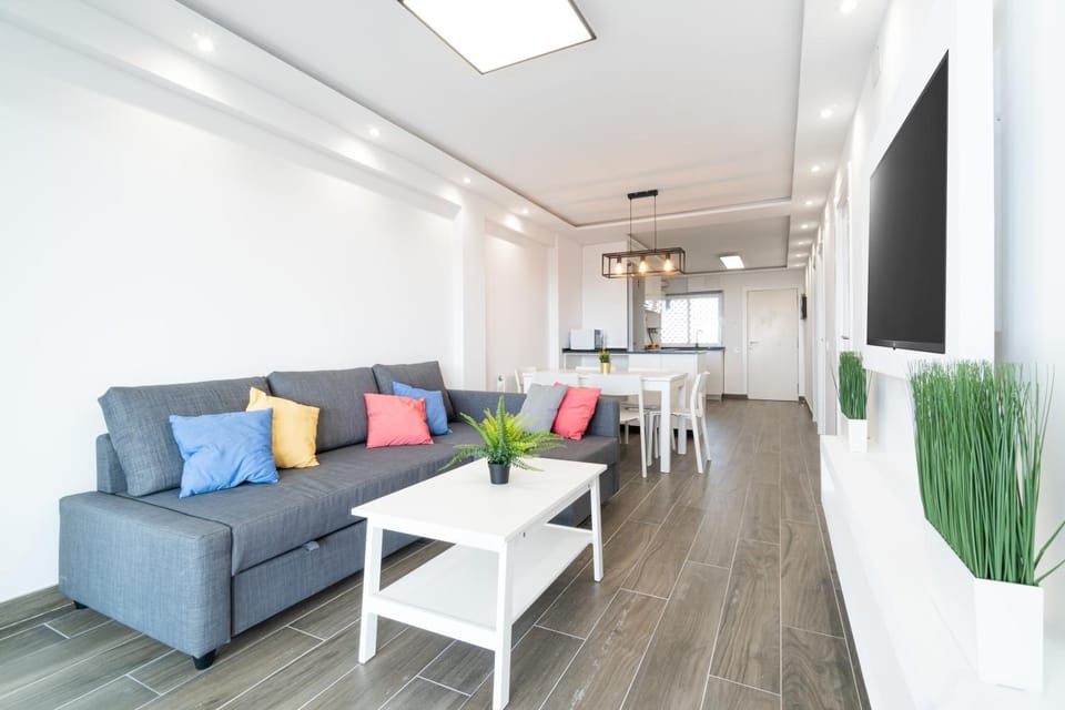 TV and multimedia, Living room, Dining area