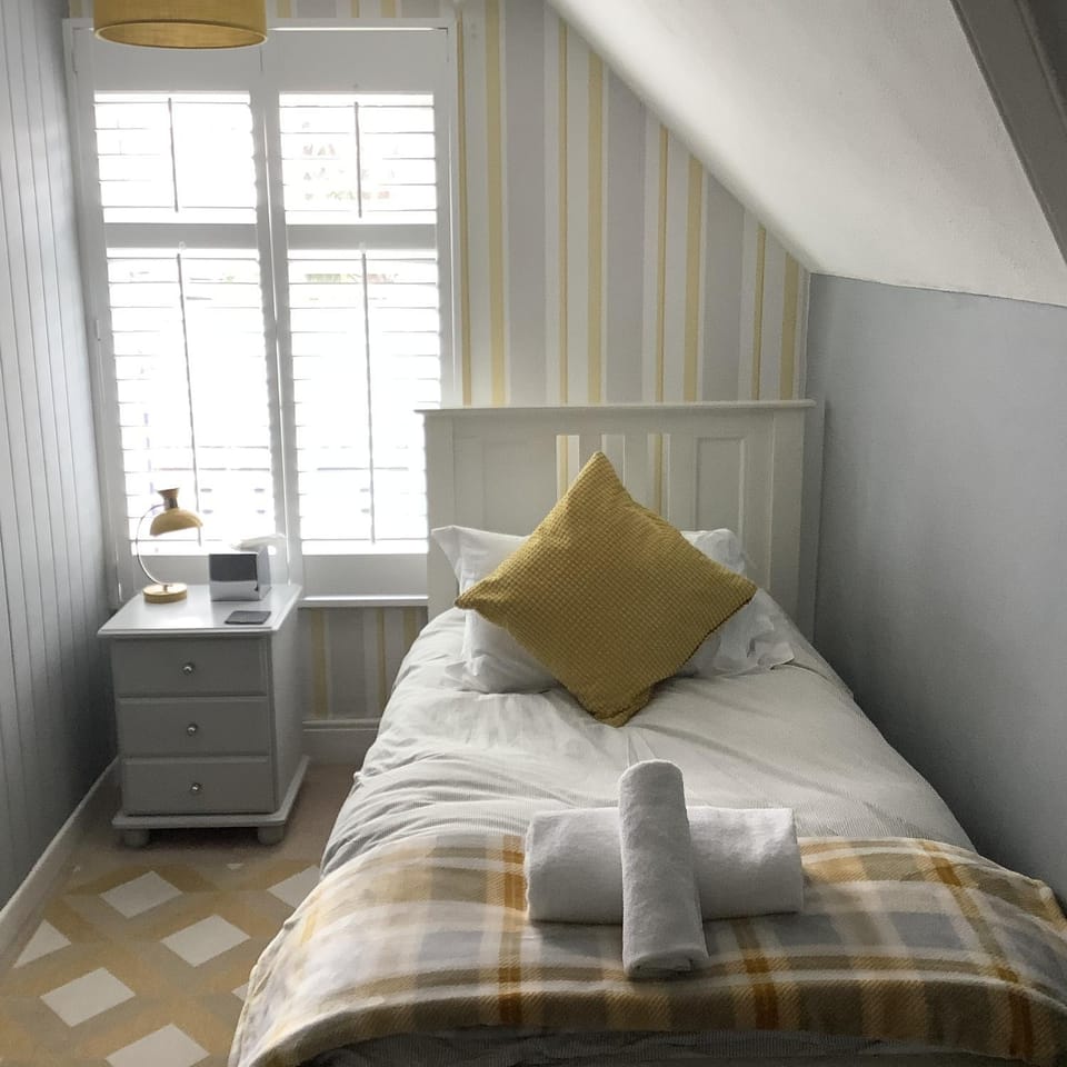 Camelot Guest House Bed and Breakfast in England