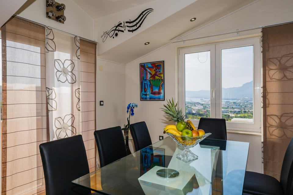 Apartments Selak Apartment in Split
