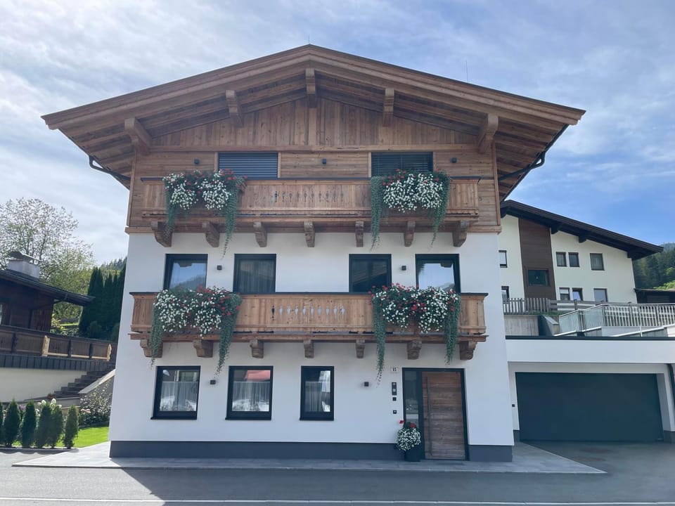 Haus Lackner Apartment in Salzburgerland
