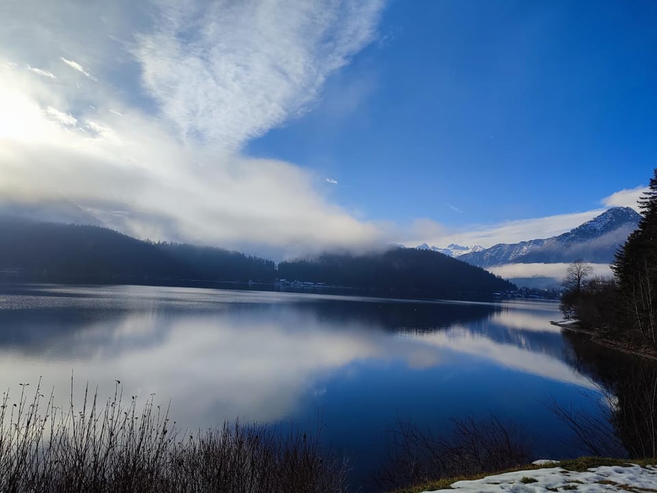 Nearby landmark, Natural landscape