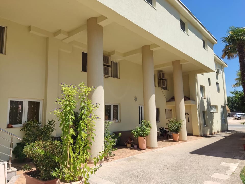 Property building, Day