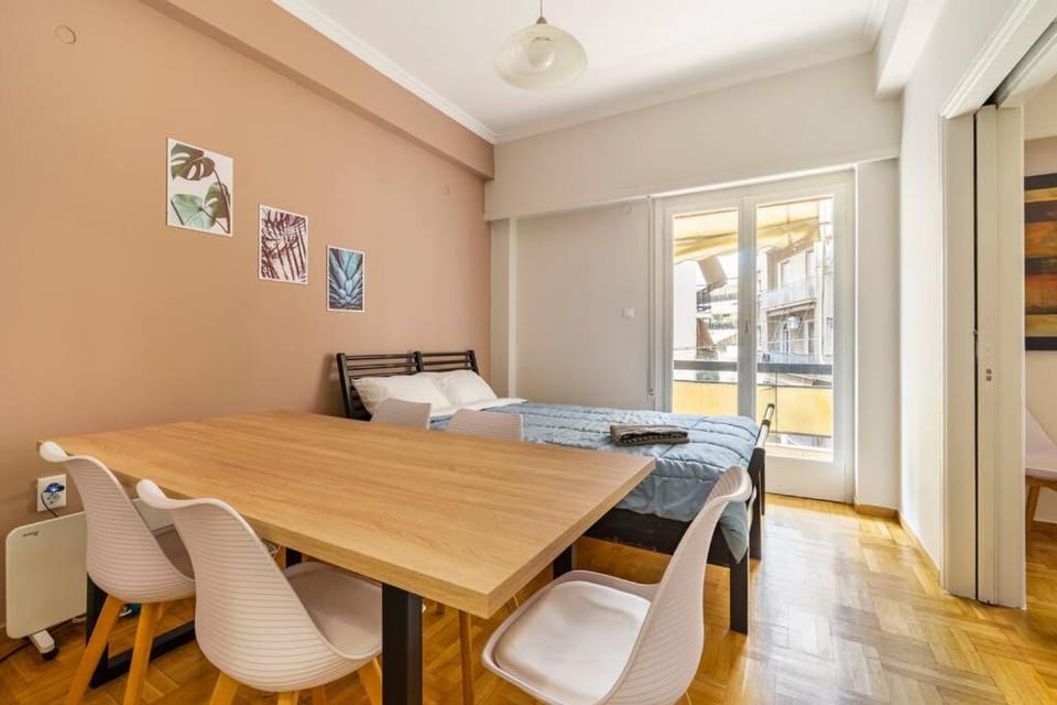 Dining area, Bedroom