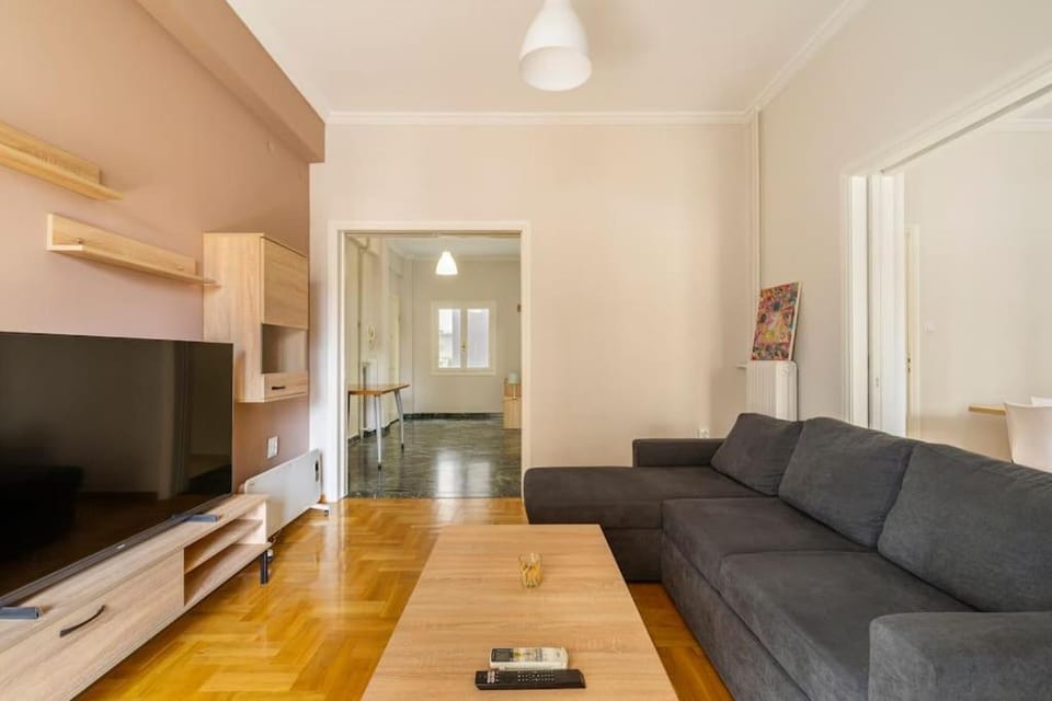 Spacious 2 Bedrm in Pangrati Athens Center Apartment in Athens