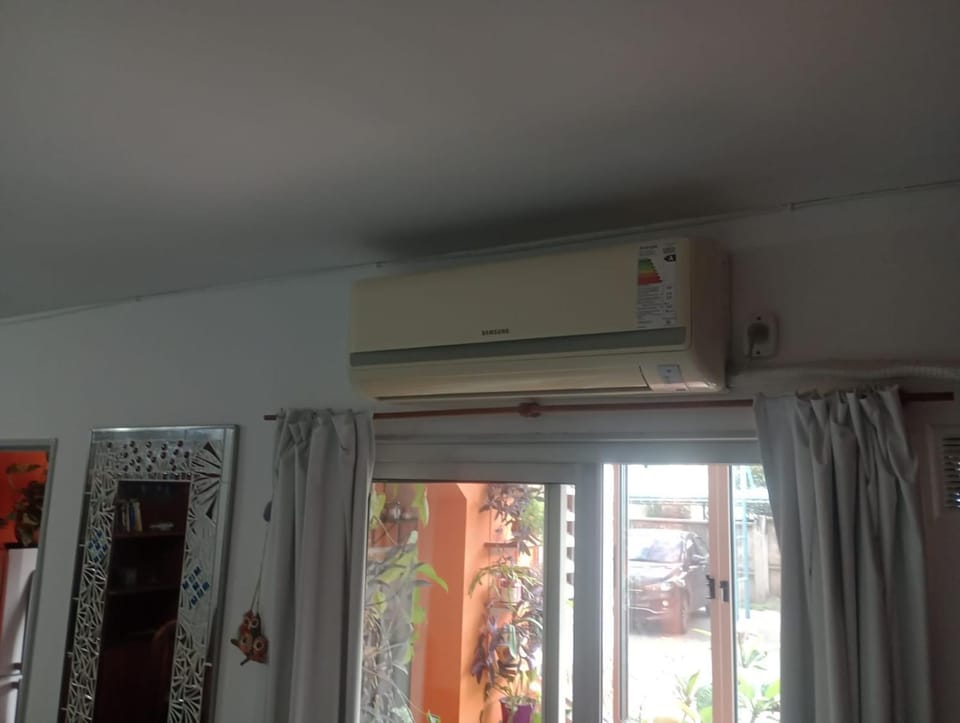 Living room, air conditioner