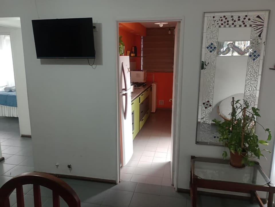 Communal lounge/ TV room, TV and multimedia, Dining area