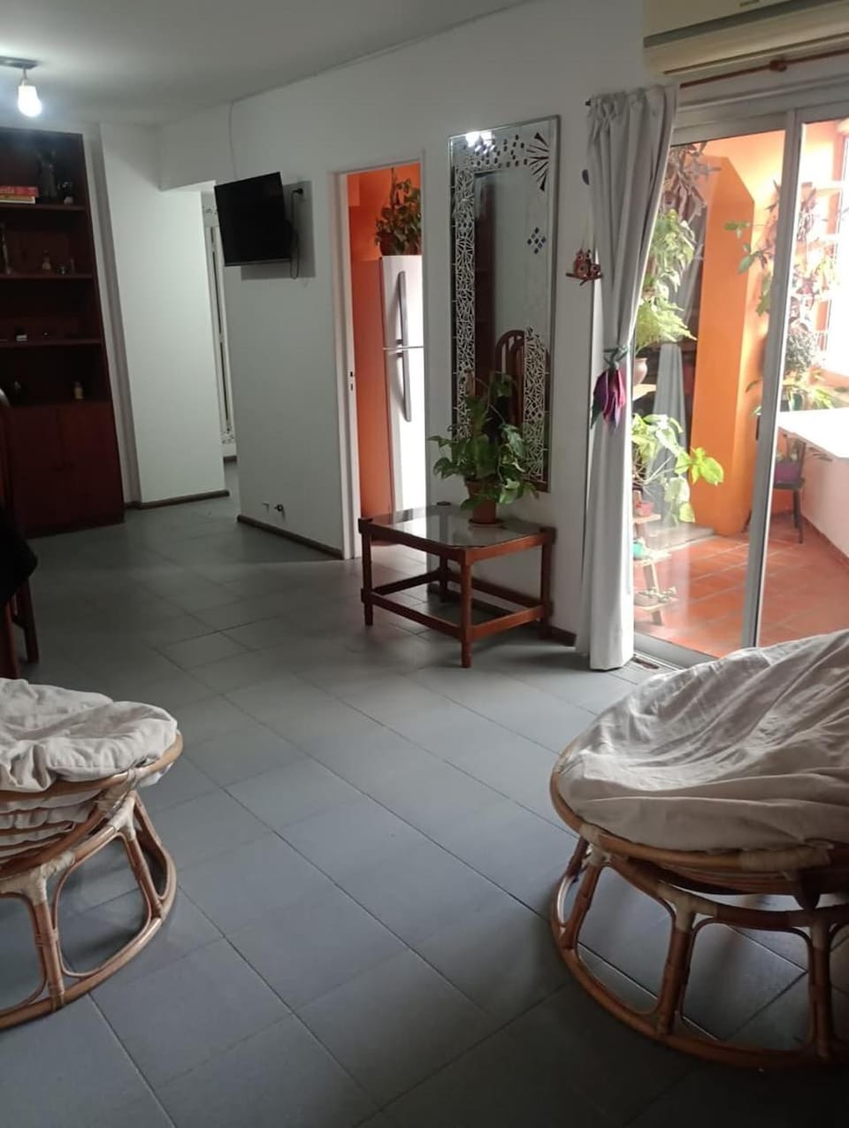 Communal lounge/ TV room, TV and multimedia, Dining area