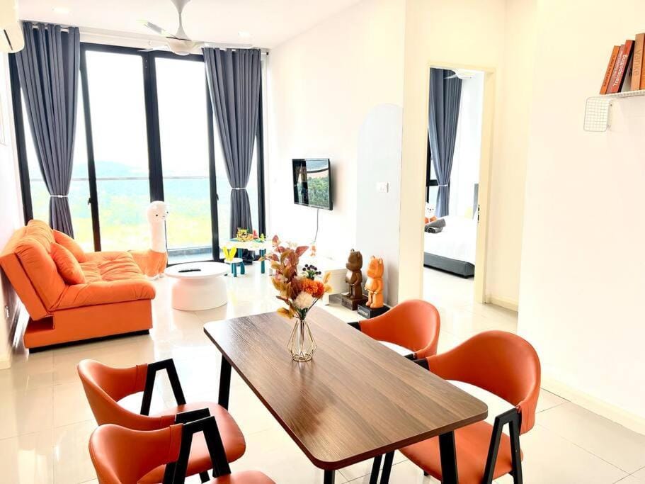 Walk to Legoland, Kid Lego Toys, D'Pristine Medini Apartment in Johor