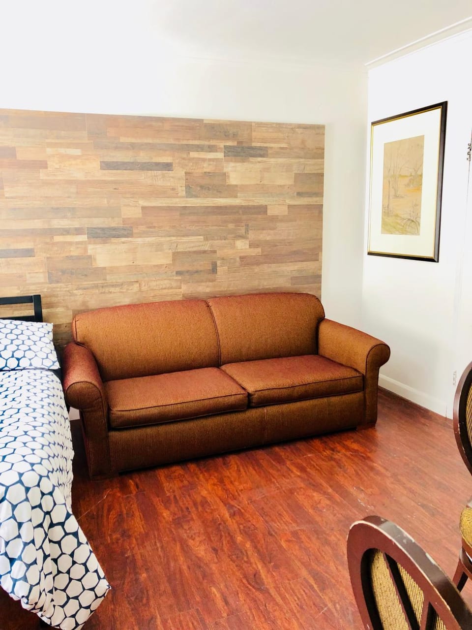 Stylish Montreal Apartment: Comfortable Stay in the Golden Square Mile Apartment in Montreal