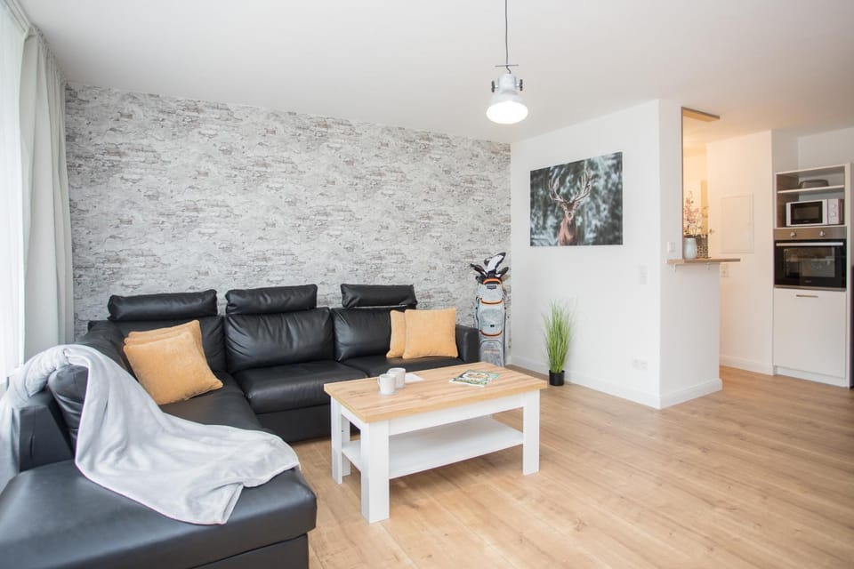 Kitchen or kitchenette, Living room, Seating area