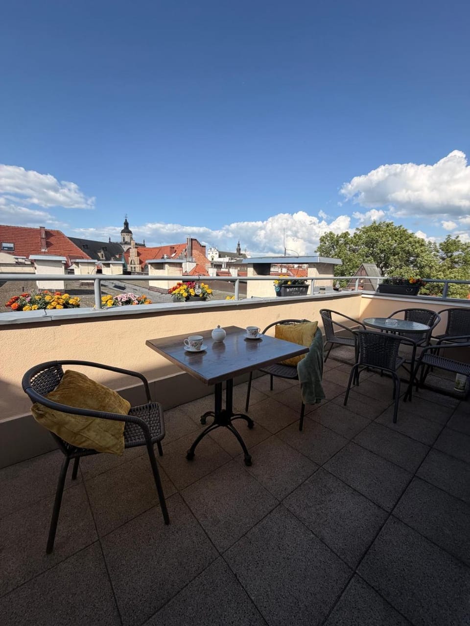 3-Bedroom Apt in Town Square Apartment in Wroclaw