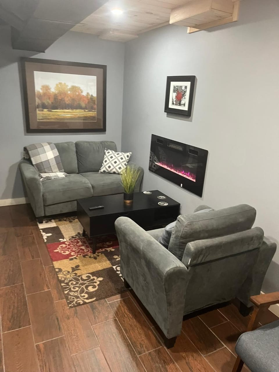 Living room, Seating area