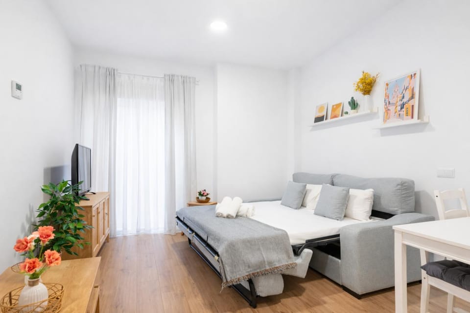 TV and multimedia, Living room, Dining area