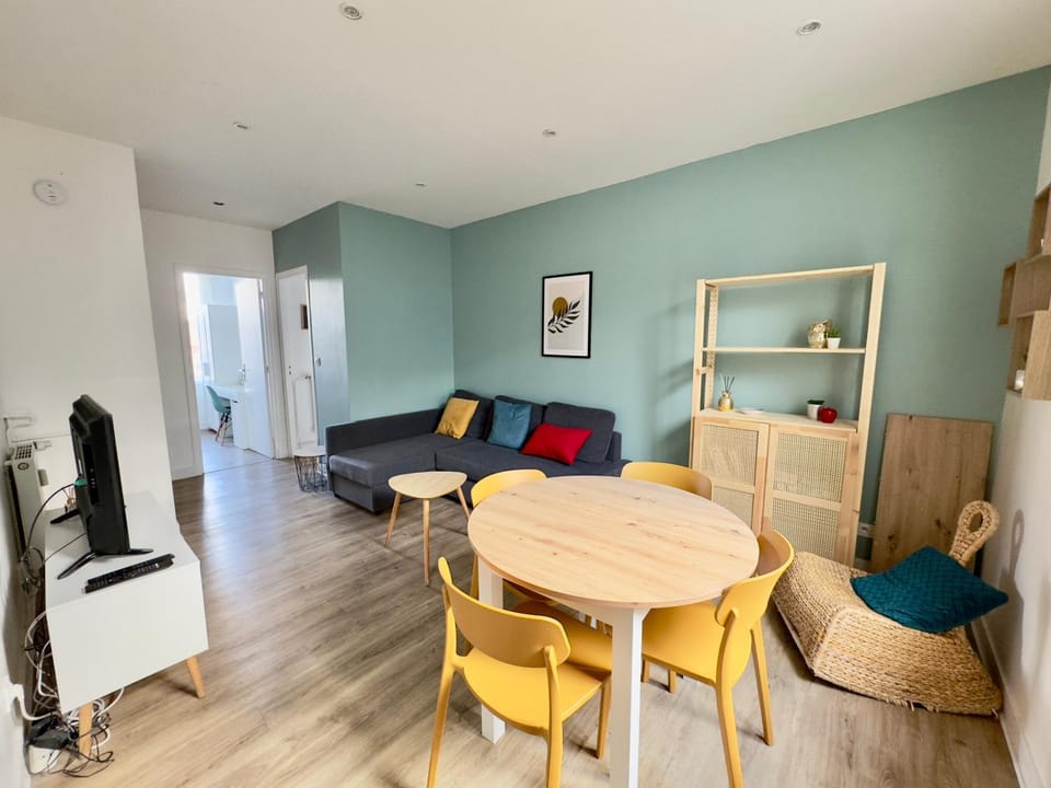 Spacieux Appartement 3 chambres Au Pied De La Gare Apartment in Amiens