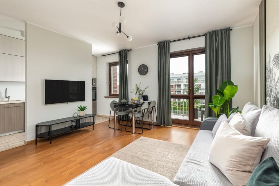 Bed, TV and multimedia, Kitchen or kitchenette, Living room, Photo of the whole room, Seating area, Dining area