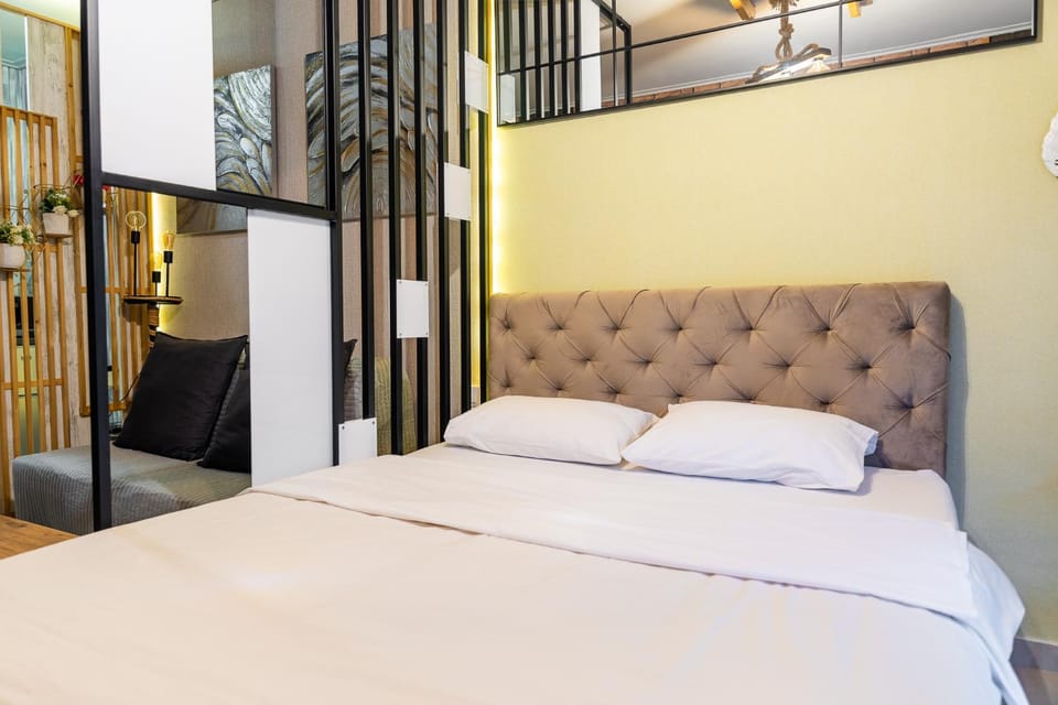 GPX CLR-Street Fashion Suite Apartment in Peloponnese, Western Greece and the Ionian