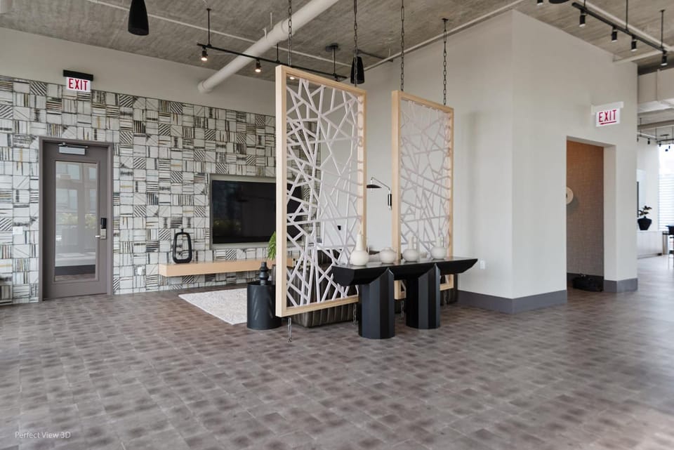 Communal lounge/ TV room