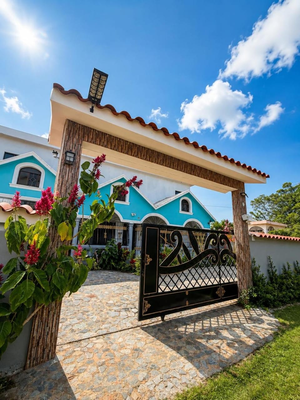 Casa Jacaranda -10 pax, Cerca de la Playa House in Las Galeras