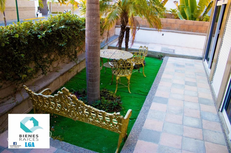 Garden, Garden view
