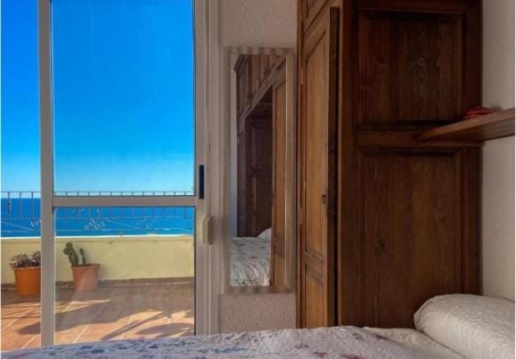 Bedroom, Sea view