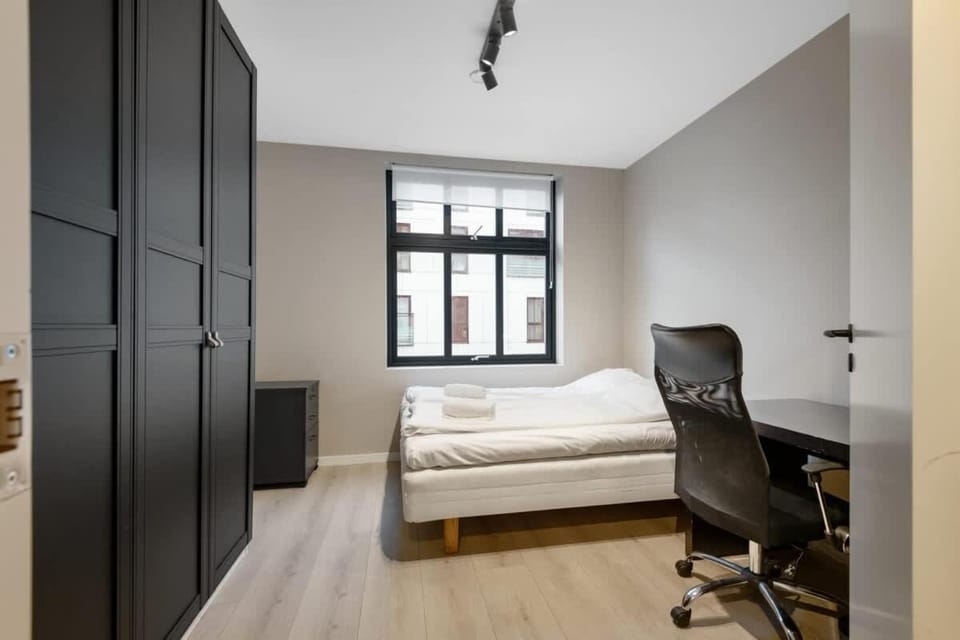 Bed, Bedroom, wardrobe