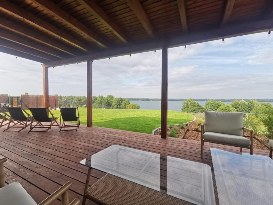 View (from property/room), Balcony/Terrace, Seating area