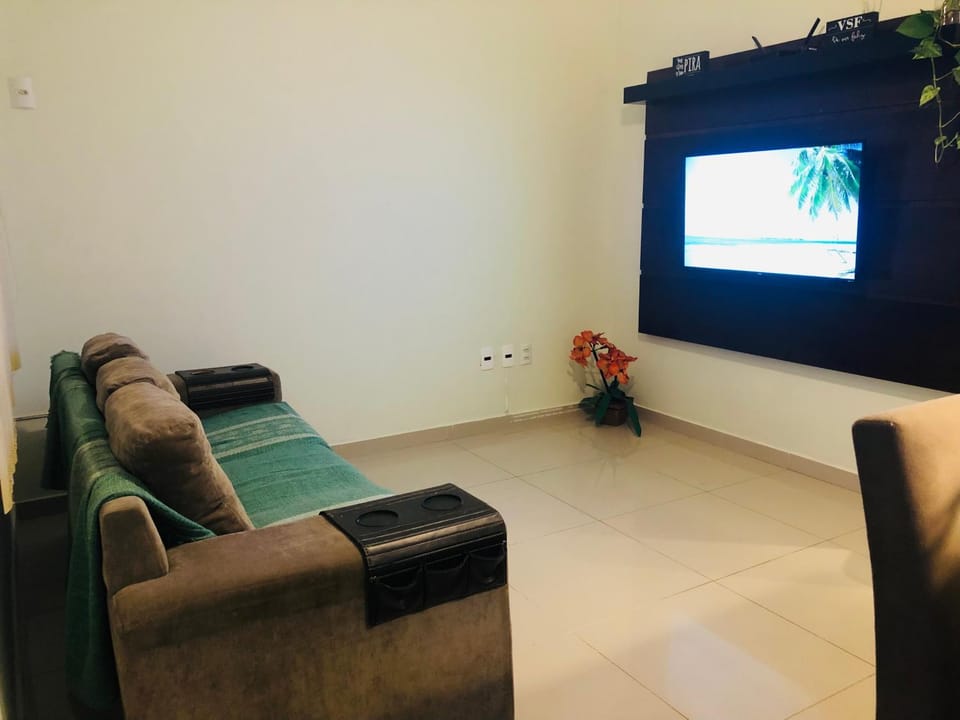 Communal lounge/ TV room, TV and multimedia, Living room