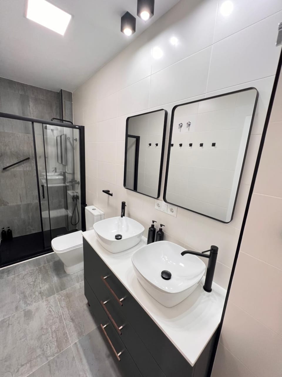 Shower, Bathroom