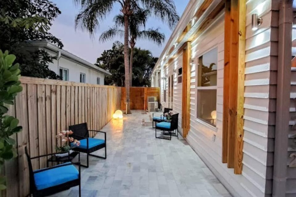 Blue Ocean Vacation Home 2 House in Fort Lauderdale