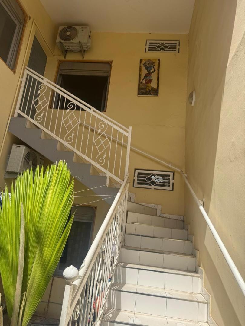 Appartement privatif À Mbour face RN1 Apartment in Mbour