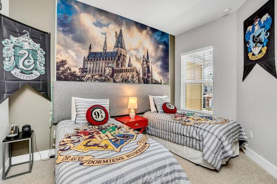 NEW awesome dream house, 5 Min to Disney House in Four Corners