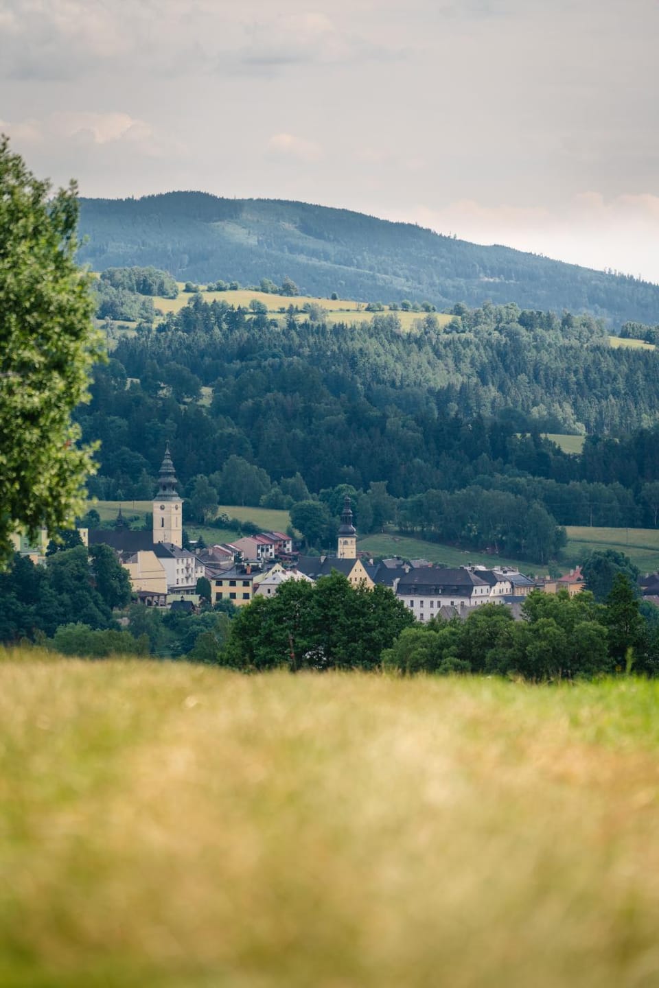 Nearby landmark, Natural landscape, Mountain view