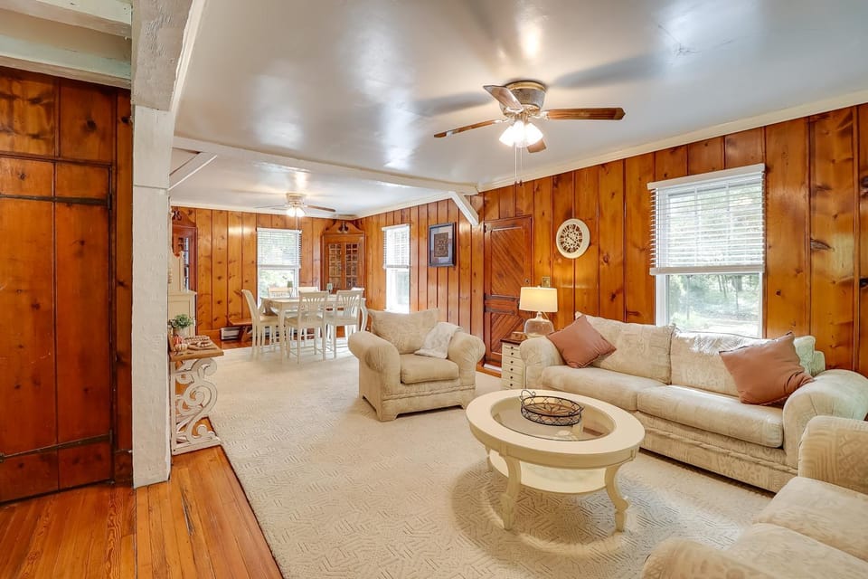 Waterfront Millington Vacation Rental w/ Hot Tub! House in Maryland