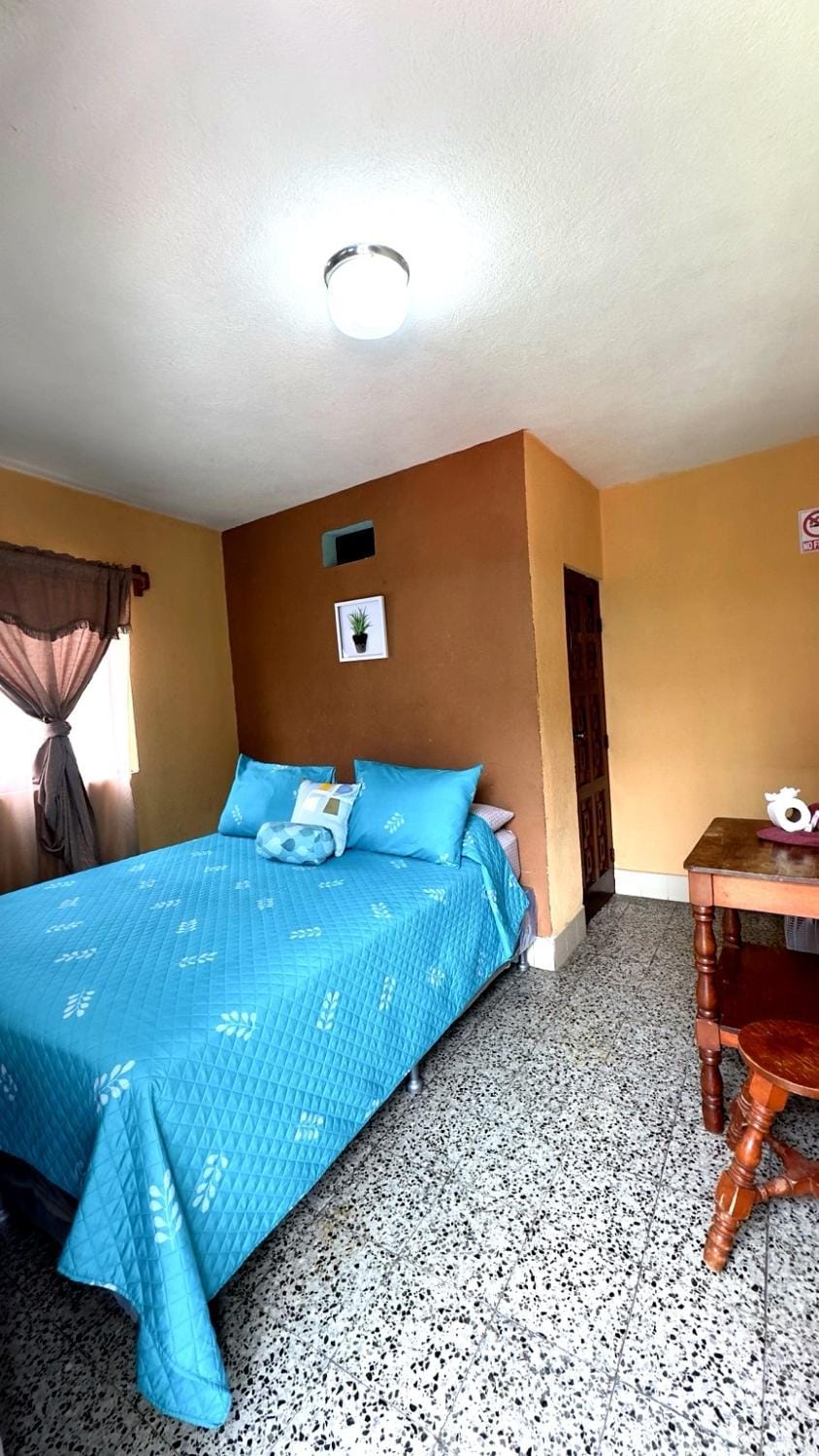 Hostal Sweet Dreams Bed and Breakfast in Panajachel