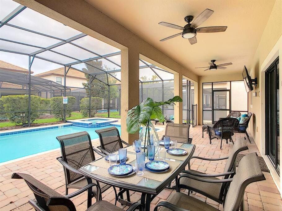 Patio, Day, Seating area, Pool view, Swimming pool