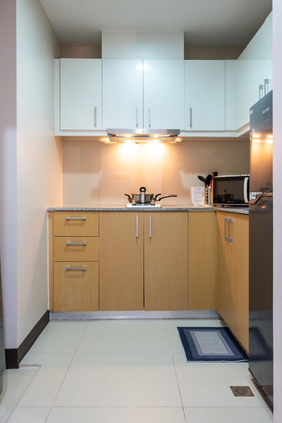 Great Value in Uptown Parksuites BGC 1BR,Washer,Netflix Apartment in Makati