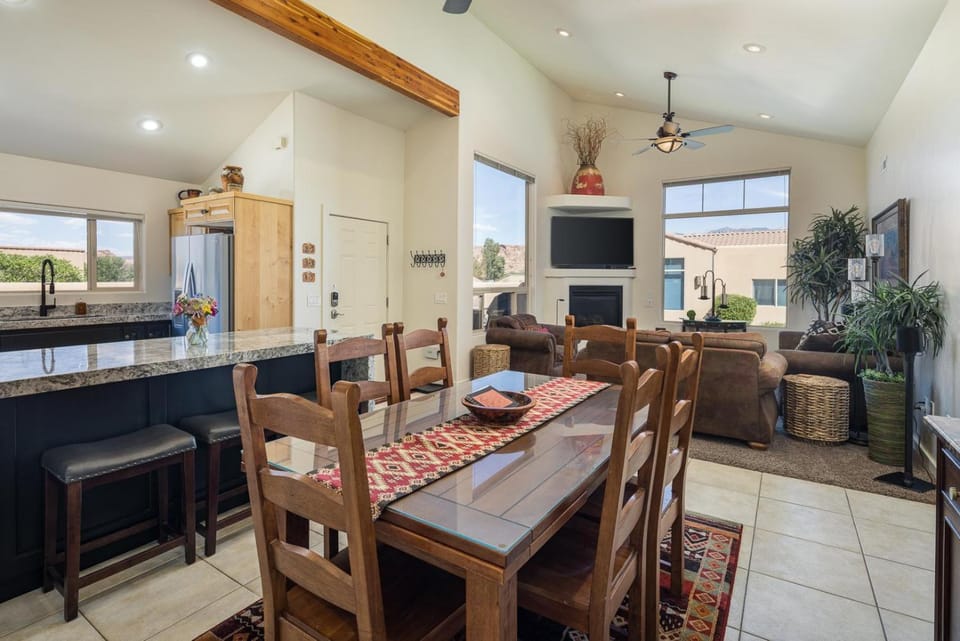 Rim Village Unit Y1 House in Utah