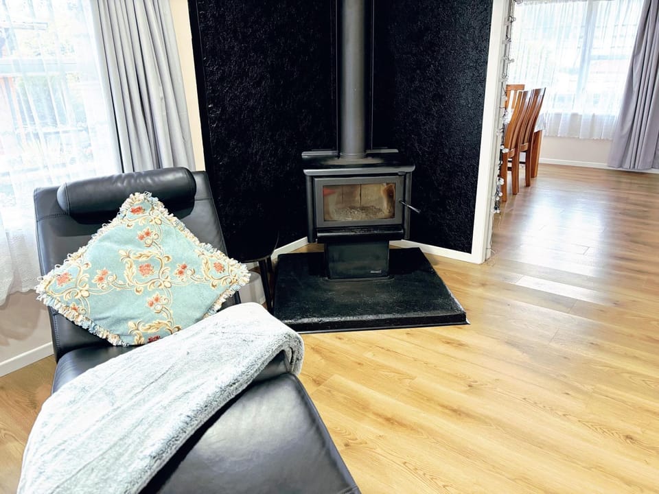 Steam Land Stay House in Rotorua