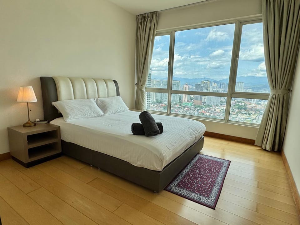Bed, Natural landscape, View (from property/room), Photo of the whole room, Bedroom, Mountain view