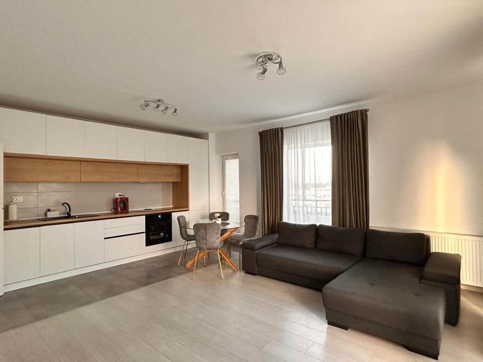 TV and multimedia, Kitchen or kitchenette, Living room, Seating area, Dining area