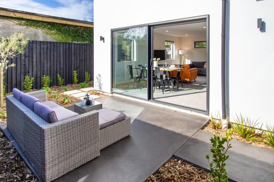 Day, Garden, View (from property/room), Balcony/Terrace, Seating area, Dining area, Garden view